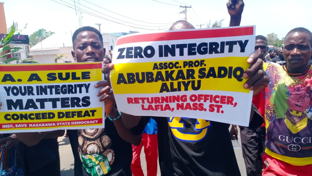 Nasarawa women’s protests n3ked